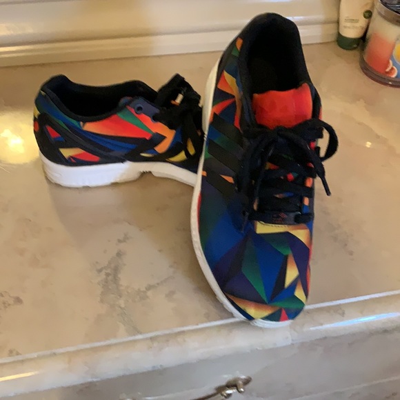 Adidas - Picture 2 of 3